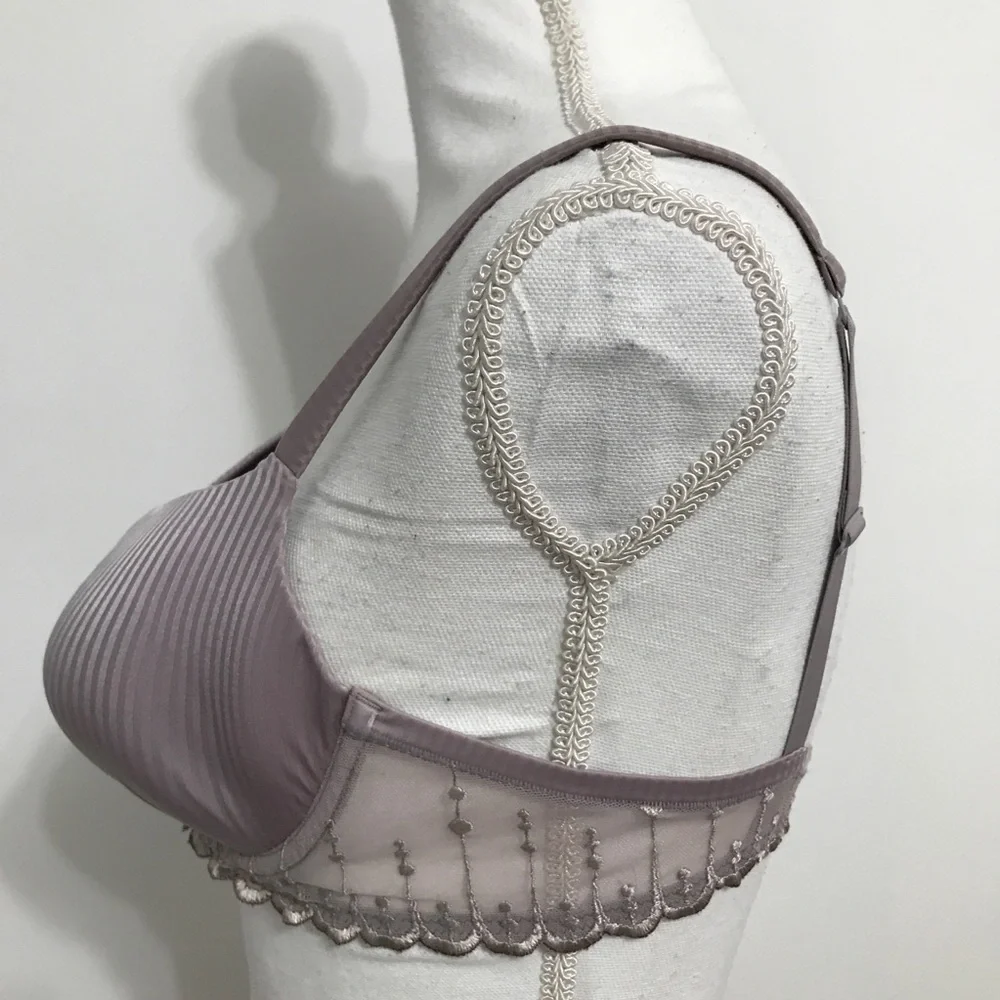 LOU Paris Light Purple Bra with Scalloped Lace - Picture 4 of 13